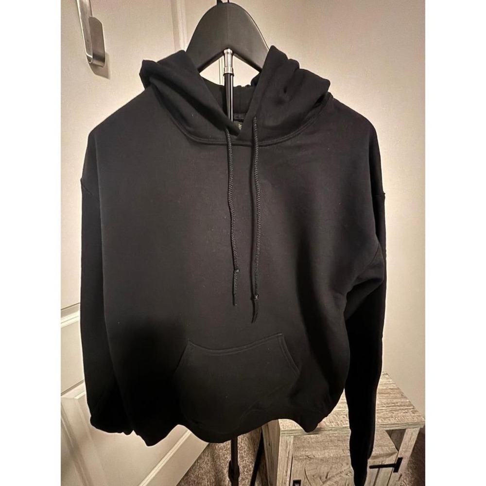 Gildan Heavy Blend Black Hoodie Sweatshirt Pullover Hooded Casual M‎ - Picture 2 of 4